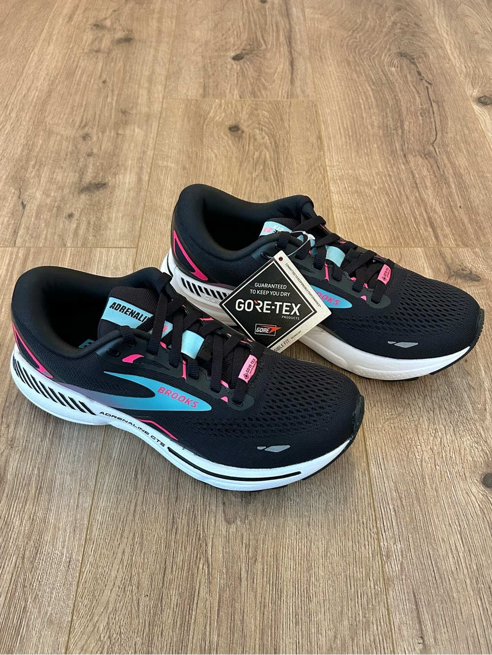 NEW Brooks Adrenaline GTS 23 GTX Running Shoes